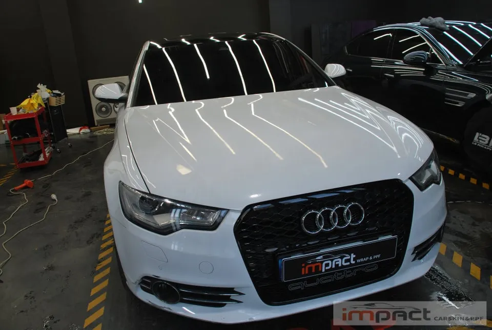 Audi A6のカーラッピング事例｜費用目安・仕上がり 施工写真 2-3