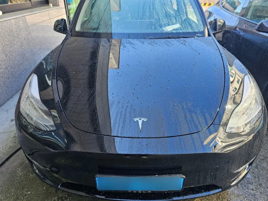 Tesla Model Yのカーフィルム施工事例｜費用目安・仕上がり 施工写真 3-1