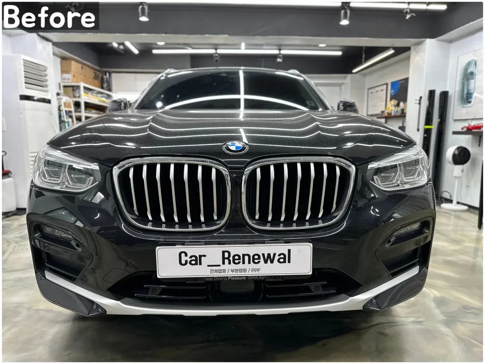 BMW X4 G02のカーラッピング事例：オールブラックで引き締まったSUV 施工写真 3-2