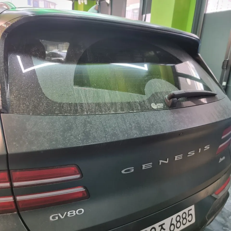 Genesis GV80のガラスコーティング事例|韓国での施工 施工写真 1-2
