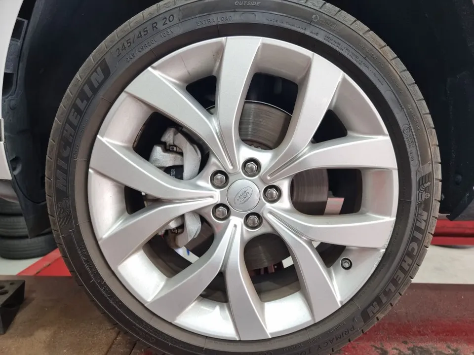 Land Rover Evoque wheel repair - Land Rover Evoque Wheel Repair & Painting Review photo 4