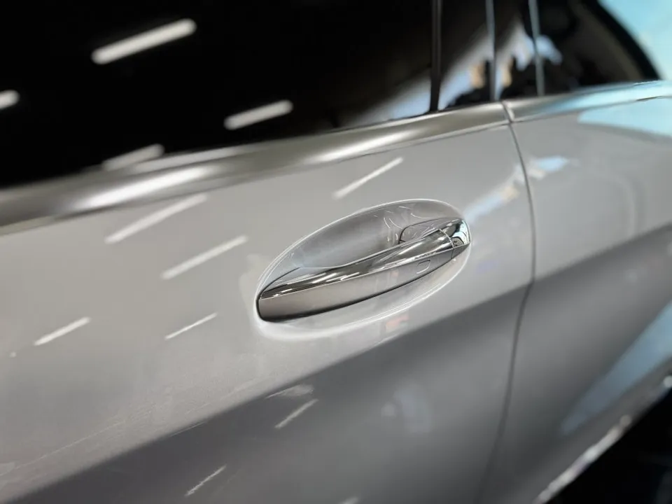 Mercedes-Benz S-Class W222のカーラッピング事例｜3Mホワイトゴールド 施工写真 3-2