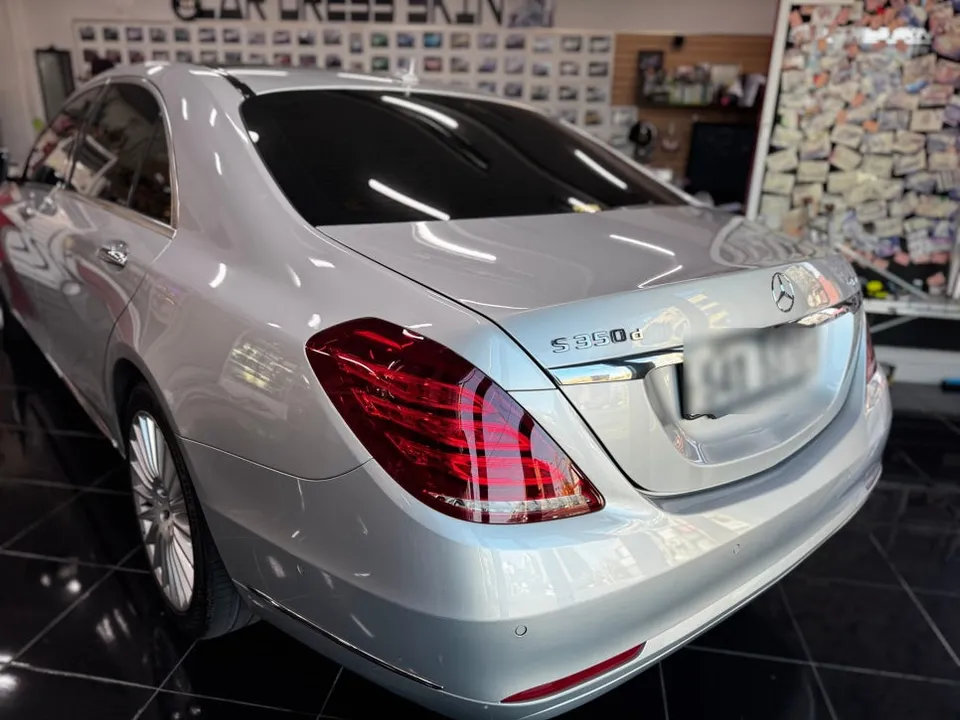 Mercedes-Benz S-Class W222のカーラッピング事例｜3Mホワイトゴールド 施工写真 1-3