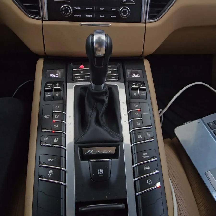 Porsche Macan android head unit - Porsche Macan Android Auto Upgrade Review — Seamless Smartphone I photo 4