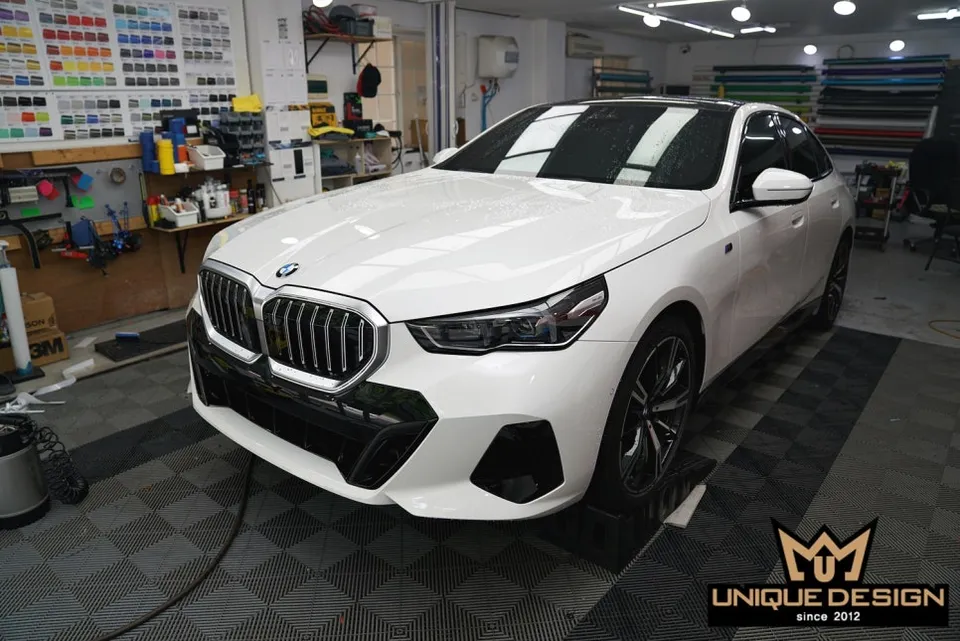 BMW 5 Series G60 PPF施工事例｜費用目安と仕上がり 施工写真 3-1