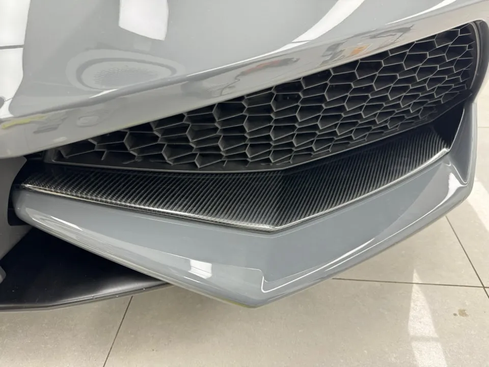Lamborghini Huracánのカーラッピング事例|費用目安・仕上がり 施工写真 3-3