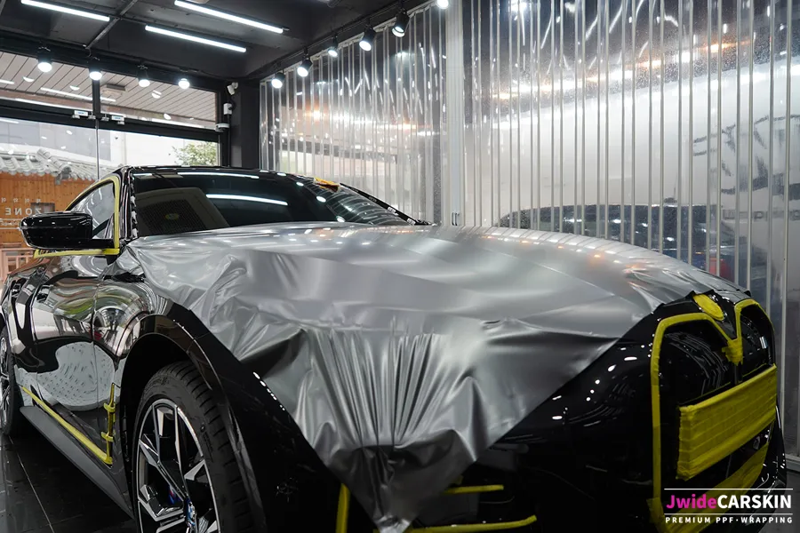 BMW i4 vinyl wrap - BMW i4 Vinyl Wrap Review: Satin Dark Grey Transformation photo 4