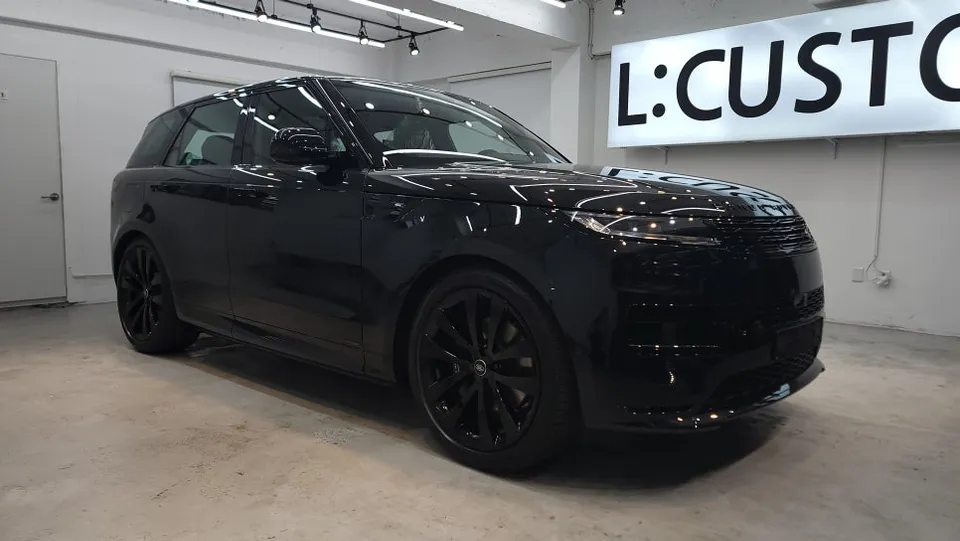 Land Rover Range Rover Sport new car package installation result