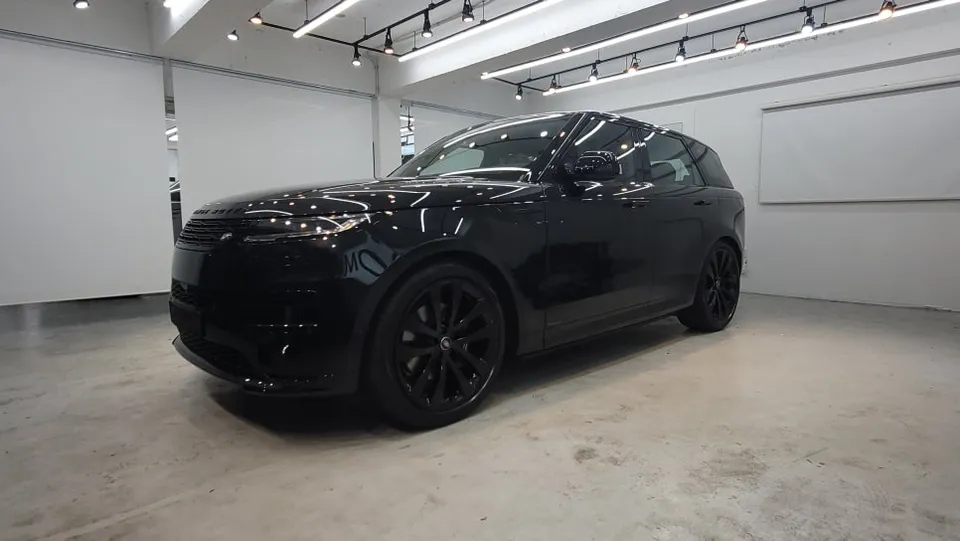 Land Rover Range Rover Sport new car package - Land Rover Range Rover Sport New Car Package Review — Cost photo 4