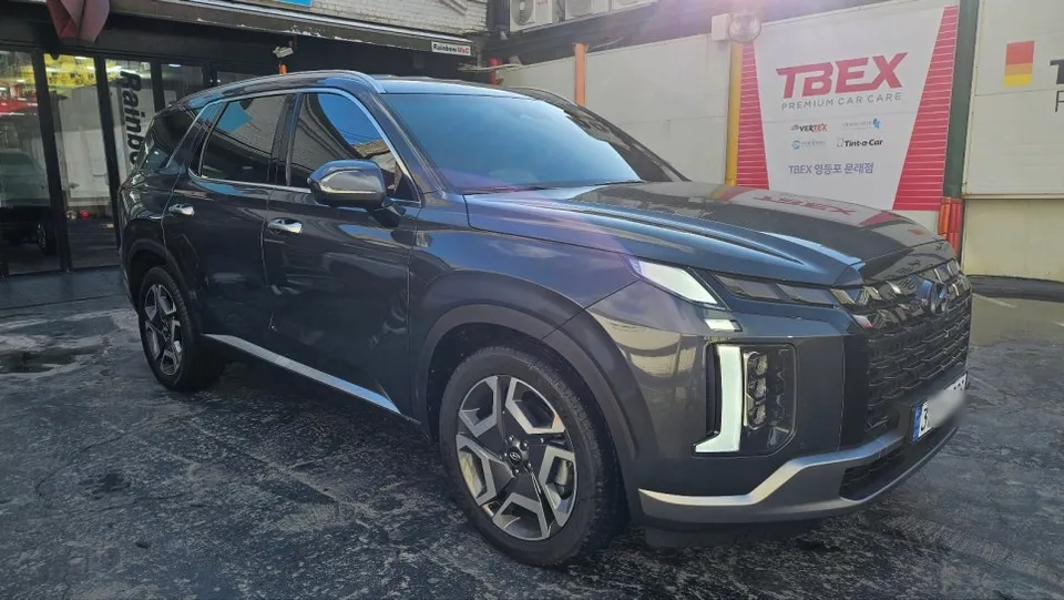 Hyundai Palisadeのカーフィルム施工事例｜費用目安・仕上がり 施工写真 2-2
