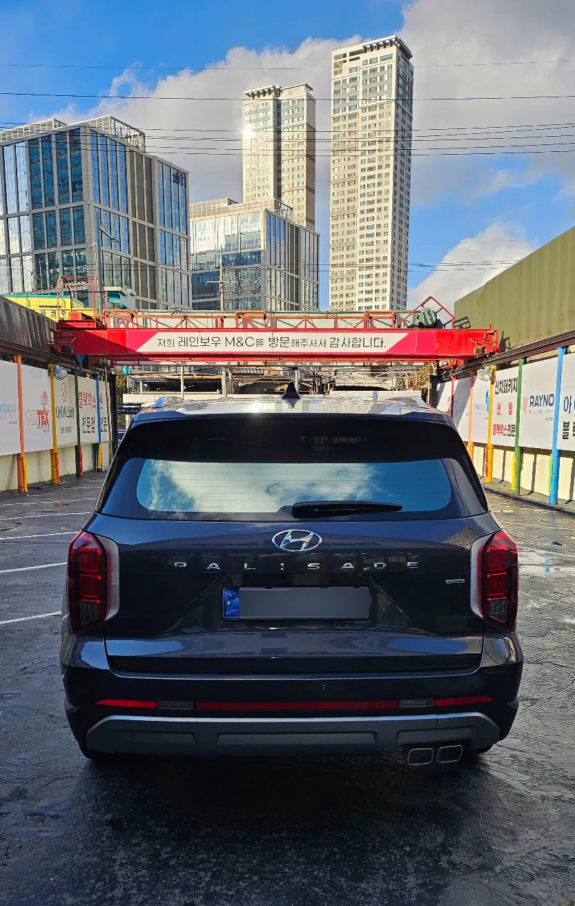 Hyundai Palisadeのカーフィルム施工事例｜費用目安・仕上がり 施工写真 3-3