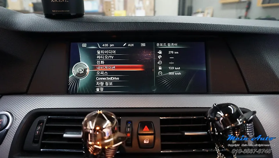 BMW 5 SeriesのAndroid Auto・CarPlay取付事例 施工写真 3-1