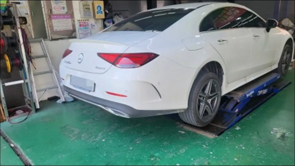 Mercedes-Benz CLS C257 body kit - Mercedes-Benz CLS Body Kit & Aero Parts Review photo 4