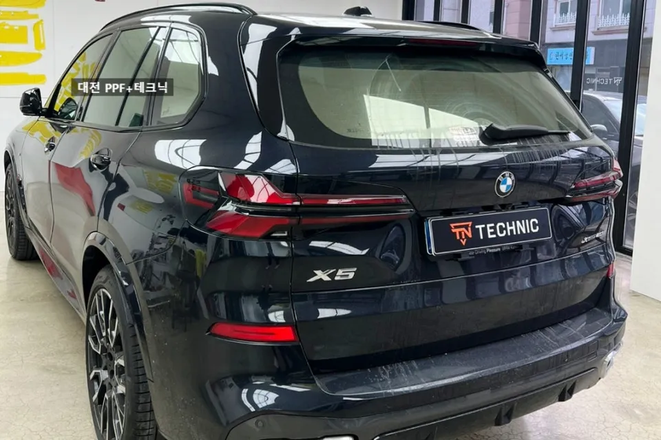 BMW X5 PPF施工事例｜費用目安と仕上がり 施工写真 1-1