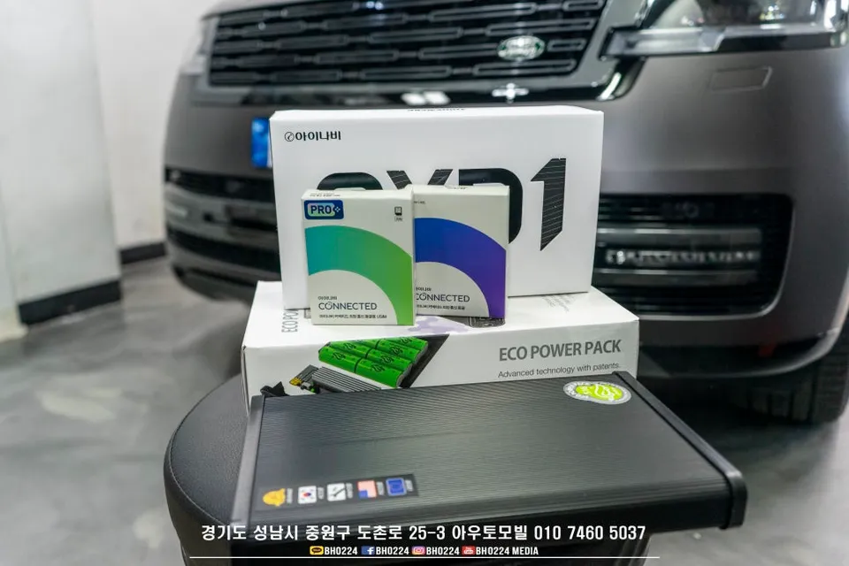 Land Rover Range Rover dash cam - Land Rover Range Rover Dash Cam Installation Review photo 3