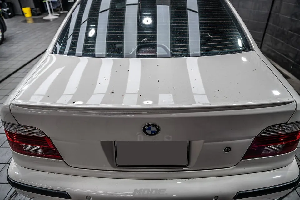 BMW 5 Seriesのガラスコーティング事例 施工写真 4-1