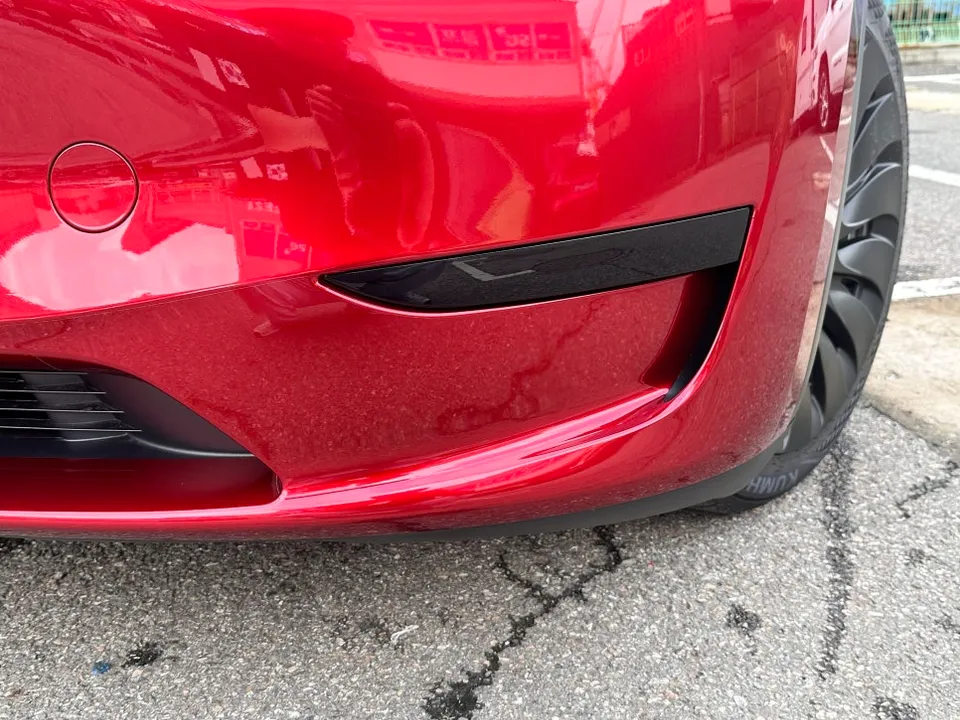 Tesla Model Yのカーラッピング事例｜費用目安・仕上がり 施工写真 3-1