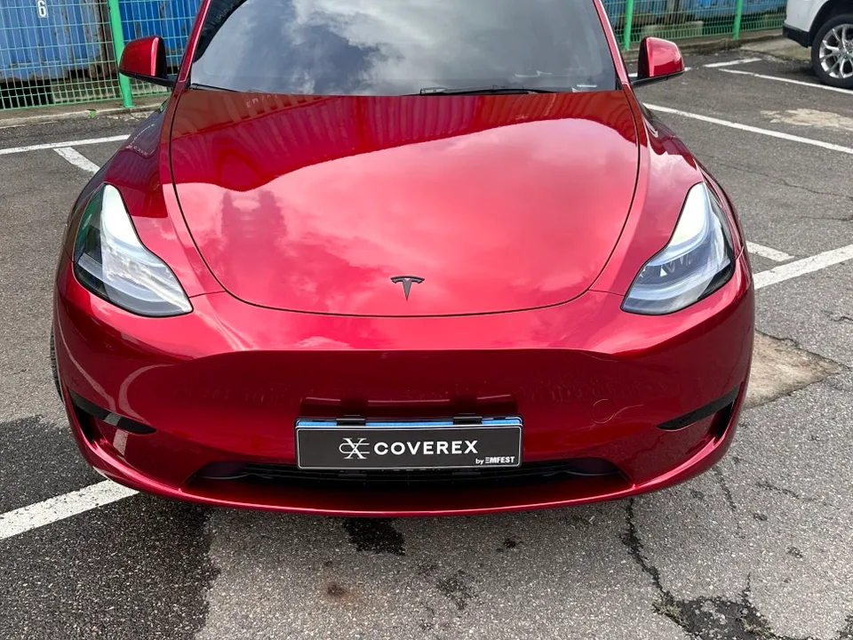 Tesla Model Yのカーラッピング事例｜費用目安・仕上がり 施工写真 1-2