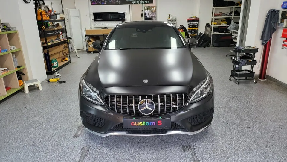 Mercedes-Benz Coupeのカーラッピング事例｜費用目安・仕上がり 施工写真 2-1
