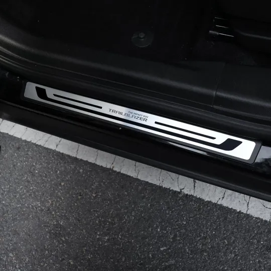 Chevrolet Trailblazer Ambient Lighting Review — Personalized Mood photo 2