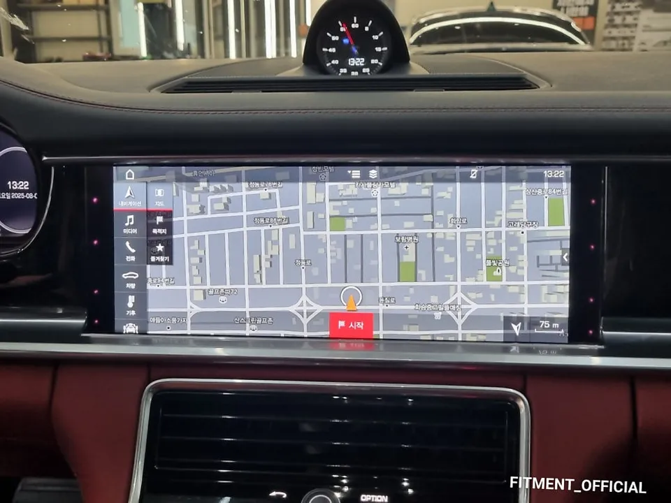 Porsche Panamera 971のAndroid Auto・CarPlay取付事例 施工写真 1-2