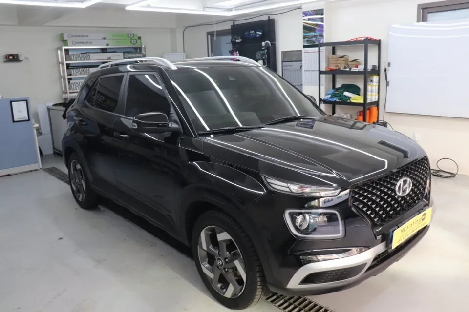 Hyundai Venue Window Tinting Review: Royal 901 Re-application photo 3