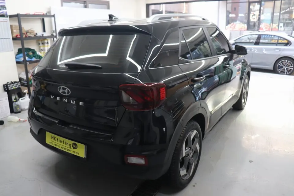 Hyundai Venue window tinting - Hyundai Venue Window Tinting Review: Royal 901 Re-application photo 4
