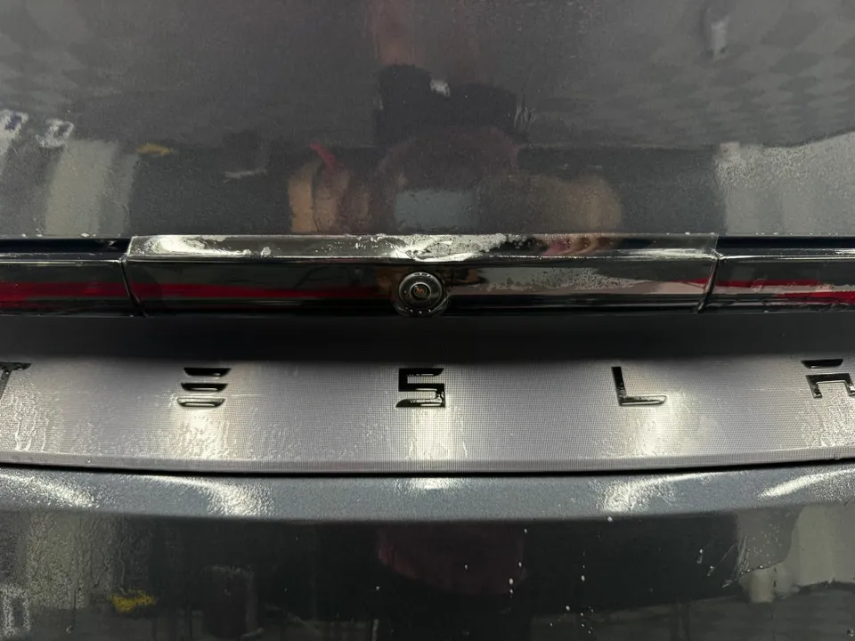 Tesla JuniperのPPF施工事例|費用目安・仕上がり 施工写真 2-3