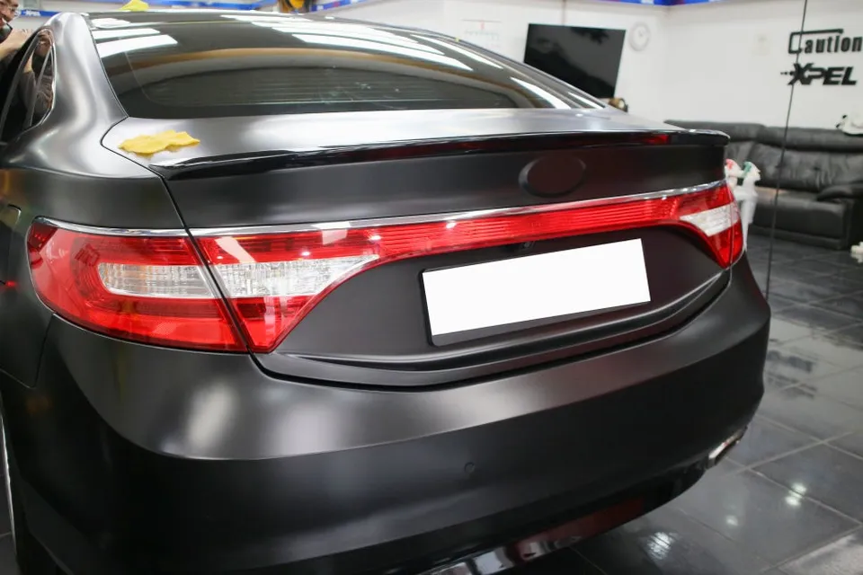 Hyundai Grandeur HGのカーラッピング事例 施工写真 3-2