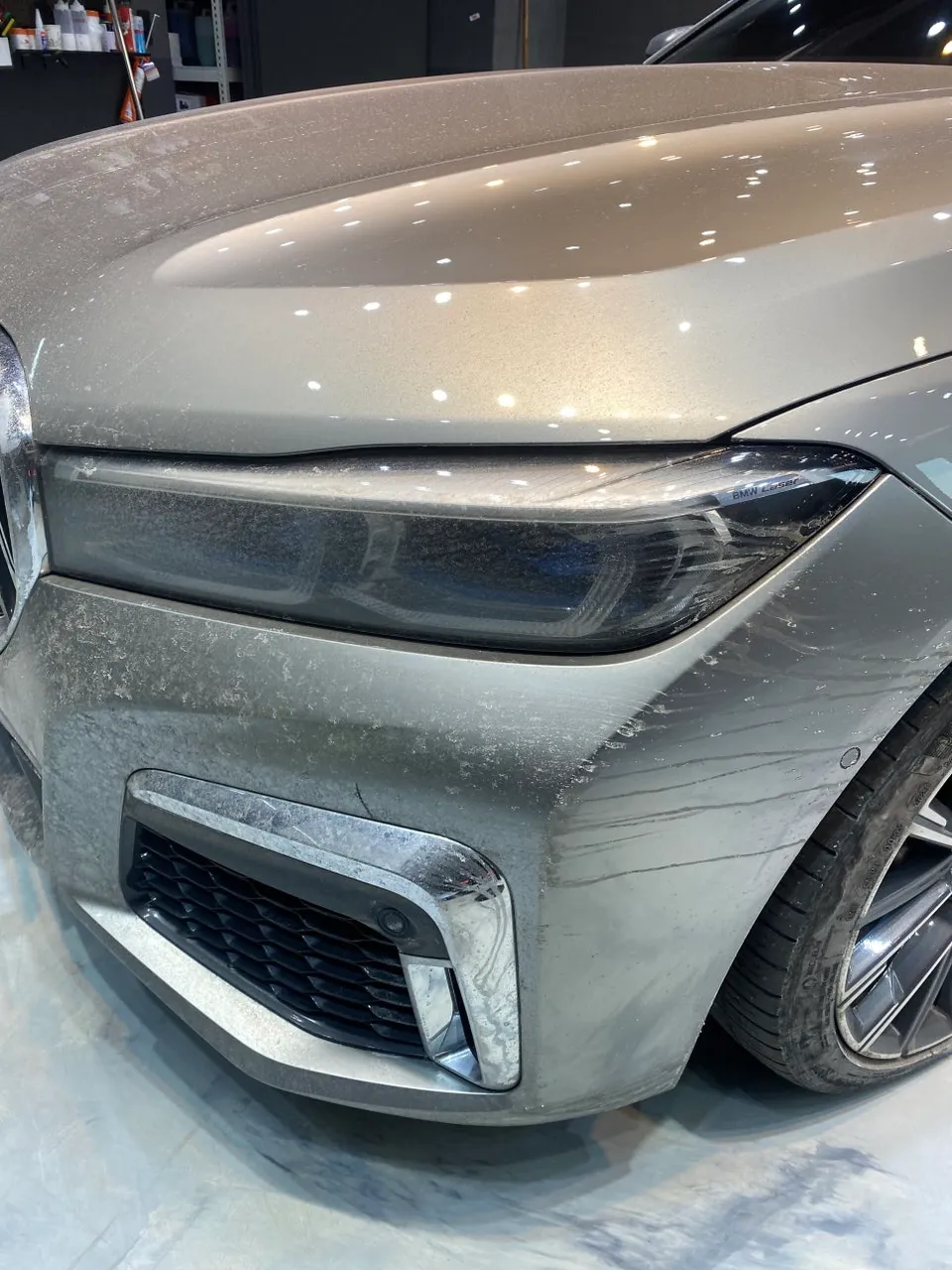 BMW 7 Seriesのガラスコーティング事例|韓国での施工例 施工写真 2-1