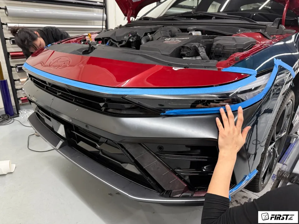 Hyundai Elantra Nのカーラッピング事例｜エメラルドグリーンへの変貌 施工写真 2-2