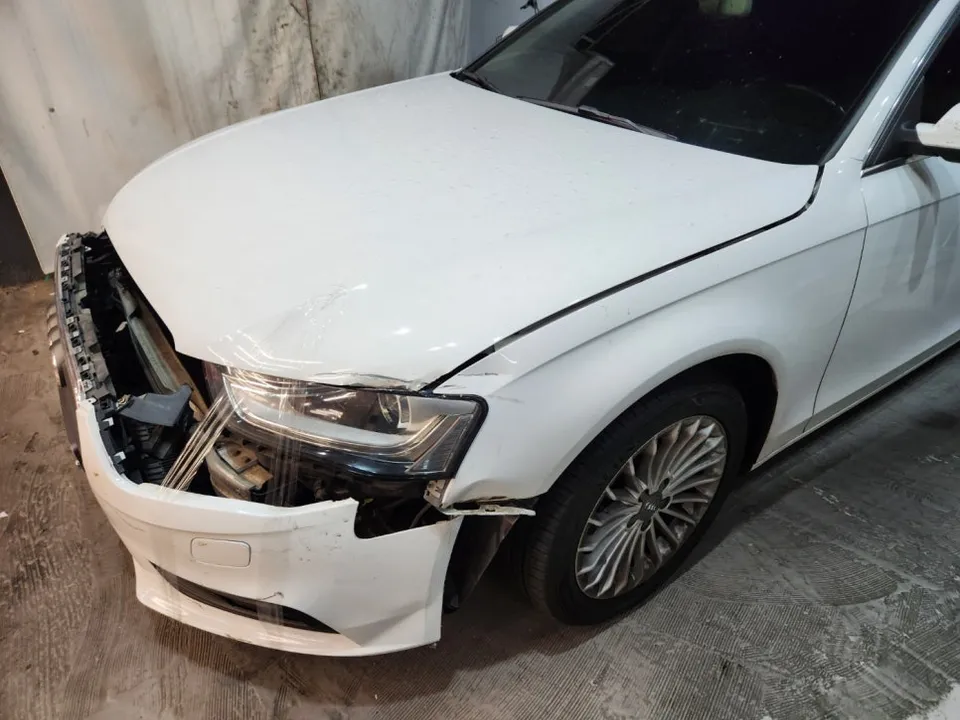 Audi A4 Auto Body Repair: Full Restoration photo 2