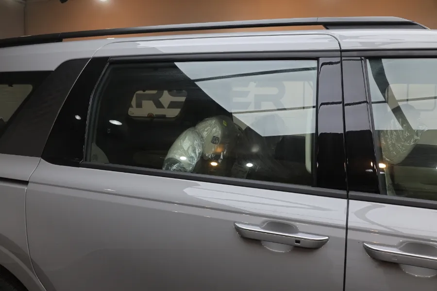 Kia Carnival dash cam navigation - Kia Carnival Dashcam & Navigation Installation Review photo 4