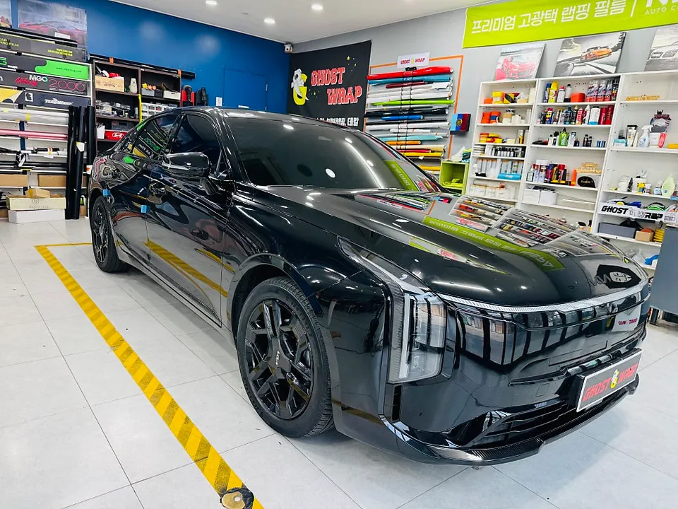 Kia K8のホイールラッピング事例｜費用目安・仕上がり 施工写真 1-3