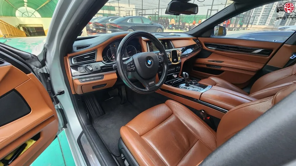 BMW 7 Series G11 ambient lighting - BMW 7 Series G11 Ambient Lighting Review — Cost & Results photo 4
