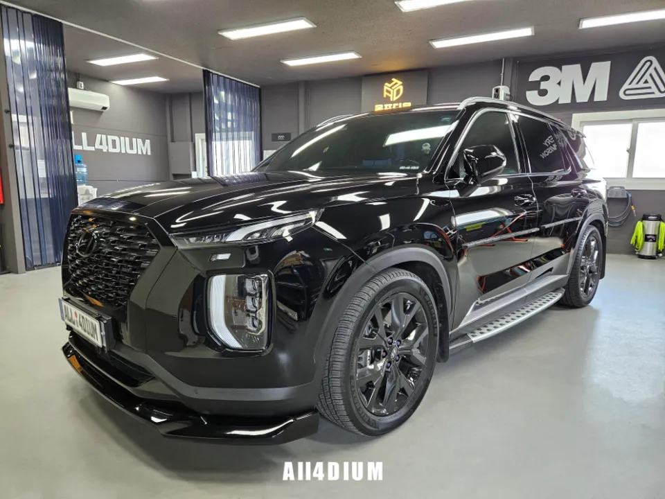 Hyundai Palisade wheel repair - Hyundai Palisade Wheel Repair & Painting Review — Enhanced Aesthe photo 2