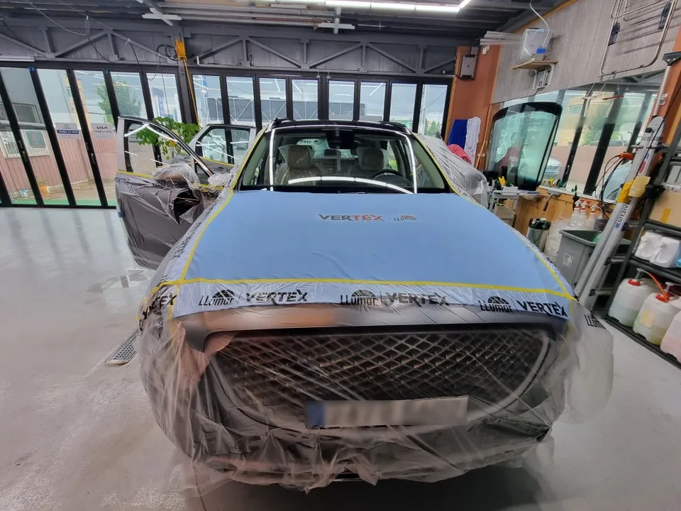 Genesis GV70 window tinting - Genesis GV70 Window Tinting Review: Solar Gard Saturn photo 4