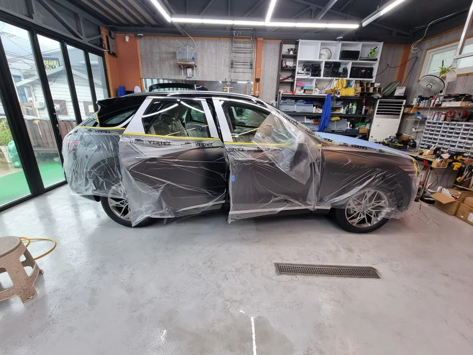 Genesis GV70 window tinting - Genesis GV70 Window Tinting Review: Solar Gard Saturn photo 5