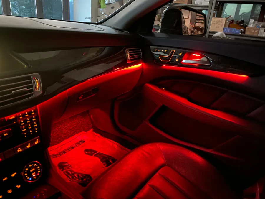 Mercedes-Benz CLS ambient lighting - Mercedes-Benz CLS Ambient Lighting Upgrade Review photo 6