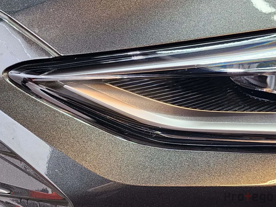 Kia K8 PPF施工事例|ヘッドライト・BCピラー・室内 施工写真 2-1