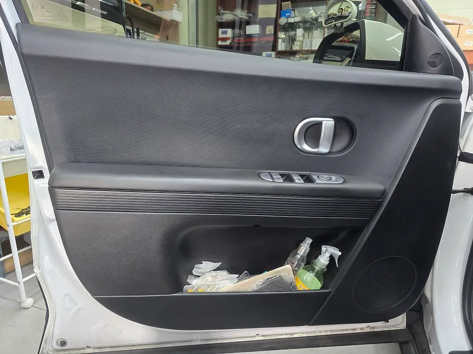 Hyundai IONIQ 5 ambient lighting - Hyundai IONIQ 5 Ambient Lighting Review — Cost & Results photo 4
