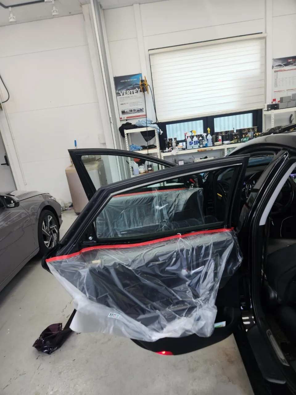 Hyundai Grandeur HGのカーフィルム施工事例 施工写真 3-2