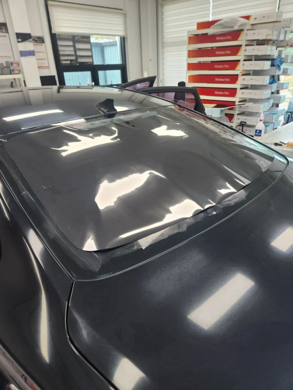 Hyundai Grandeur HGのカーフィルム施工事例 施工写真 4-2