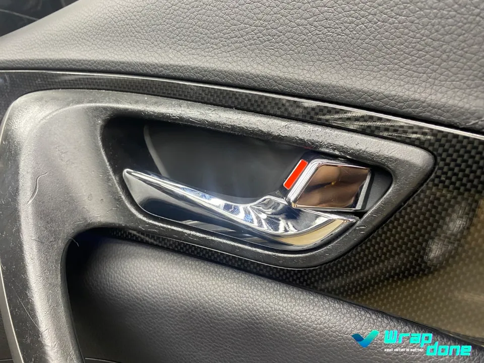 Hyundai Grandeur HGのカーラッピング事例｜内装補修 施工写真 3-2
