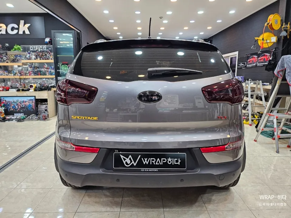 Kia Sportageのカーラッピング事例｜費用目安・仕上がり 施工写真 1-2