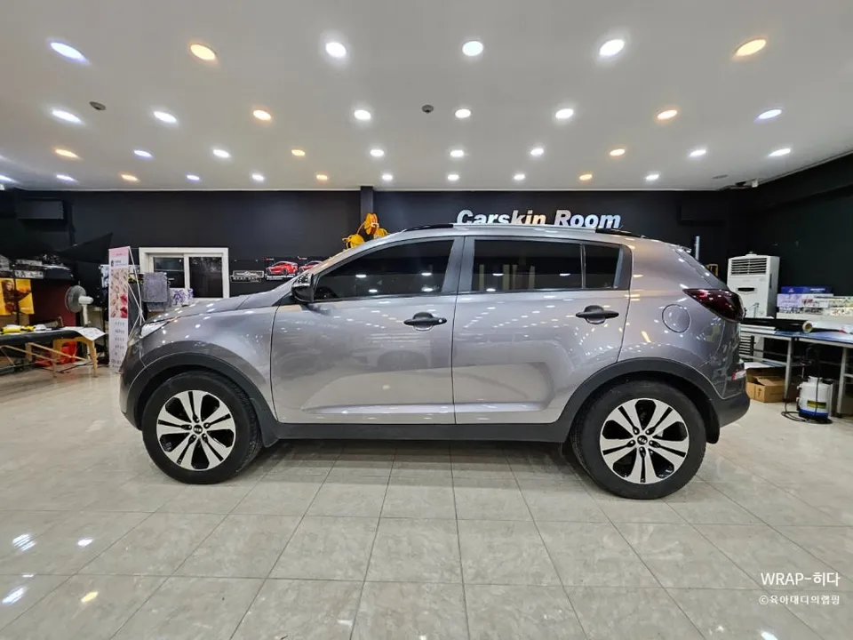 Kia Sportageのカーラッピング事例｜費用目安・仕上がり 施工写真 3-2