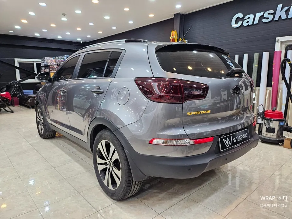 Kia Sportageのカーラッピング事例｜費用目安・仕上がり 施工写真 1-3