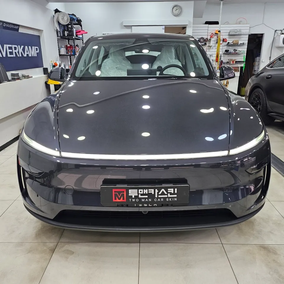 Tesla Model Yのカーフィルム施工事例｜費用目安・仕上がり 施工写真 2-1