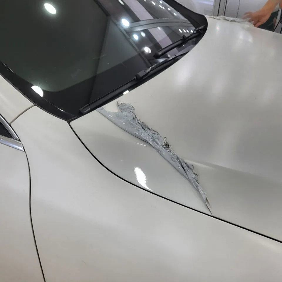 Mercedes-Benz CLSのカーラッピング事例|費用目安・仕上がり 施工写真 2-3