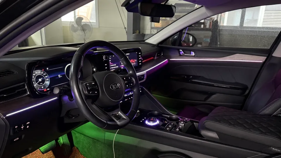 Kia K5 DL3 ambient lighting - Kia K5 DL3 Ambient Lighting Review: Glow RGB Air photo 6